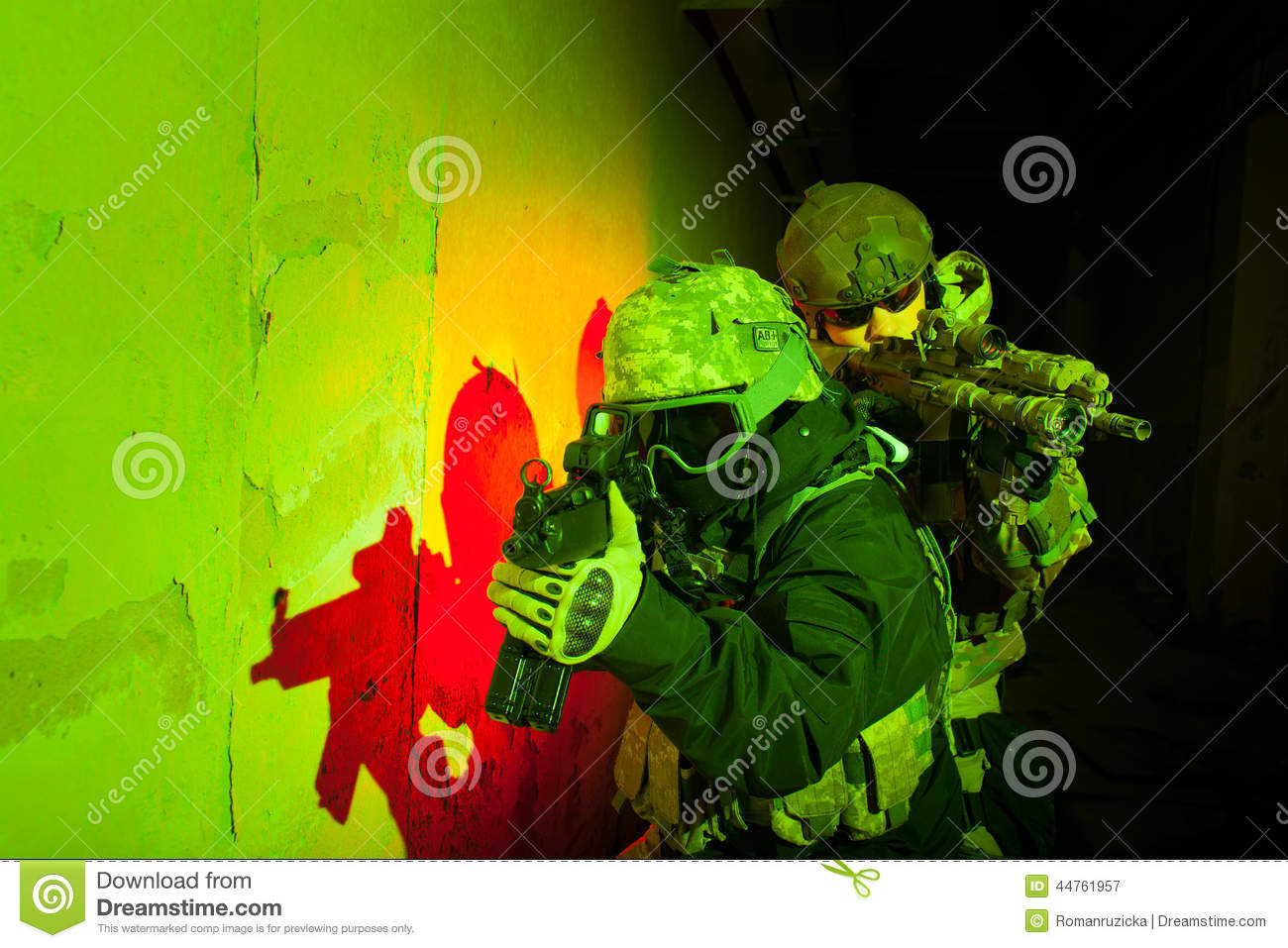 火狐电竞|老铁扎心了攻略大全 老铁扎心了通关图文攻略(图1) 火狐电竞平台