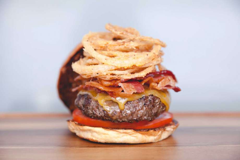 ‘火狐电竞官网’遵义医美特医疗美容医院盛大开业,汇聚国际顶尖美容技术!(图2) 火狐电竞