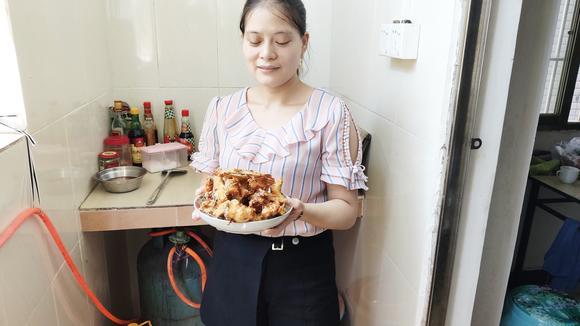 火狐电竞-航班管家在798开了一家航空公司?飞机上还能免费抓娃娃!(图4) 火狐电竞