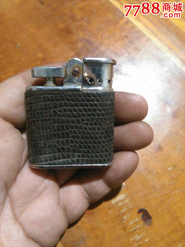 山东曲阜:志愿者举行大爱清尘骑行活动【火狐电竞平台】(图3) 火狐电竞官网